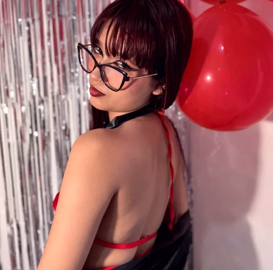 Asia, 18 anni
